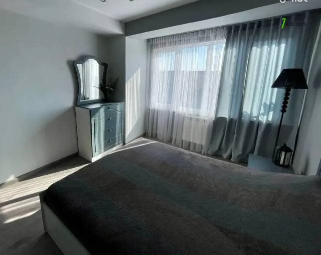 3 սենյականոց բնակարան, Դուրյան թաղամաս, 87 քմ, կապիտալ վերանորոգված