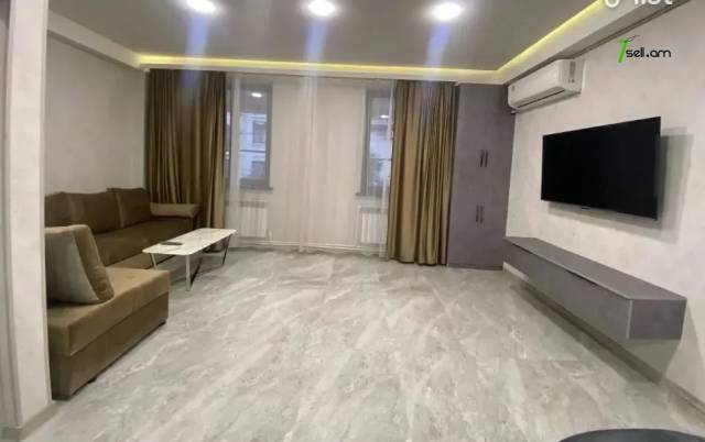 3 սենյականոց բնակարան նորակառույց շենքում Դերենիկ Դեմիրճյանի փողոցում, 125 ք.մ., 2 սանհանգույց