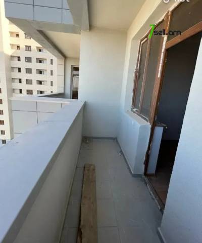 3 սենյականոց բնակարան նորակառույց շենքում Մոնթե Մելքոնյան փողոցում, 99 ք.մ., 8/17 հարկ