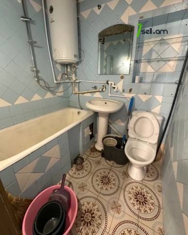 1 սենյականոց բնակարան, Margaryan St, 48 քմ, նախավերջին հարկ, կոսմետիկ վերանորոգում, քարե շենք