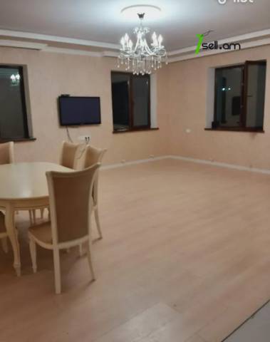 Մեկ հարկանի քարե տուն Խաչատուր Աբովյանի 1-ին փողոցում Առինջում, 150 քմ, 2 սանհանգույց