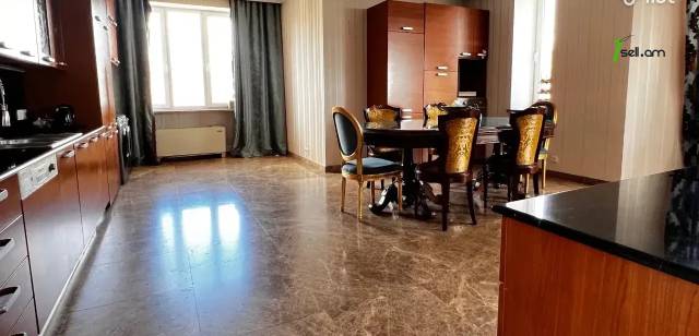 4 սենյականոց բնակարան նորակառույց շենքում Խաչատուր Աբովյանի փողոցում, 200 քմ, 2 սանհանգույց