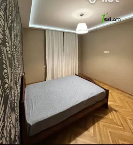 3 սենյականոց բնակարան Կոմիտասի պողոտայում, 72 ք.մ., բարձր առաստաղներ, նախավերջին հարկ