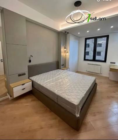 4 սենյականոց բնակարան նորակառույց շենքում Արղության փողոցում, 100 ք.մ., 2 սանհանգույց