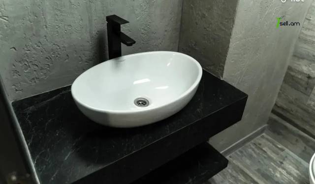 Ընդարձակ 4 սենյականոց բնակարան նորակառույց շենքում Նաիրի Զարյան փողոցում, 204 քմ, 10/16 հարկ