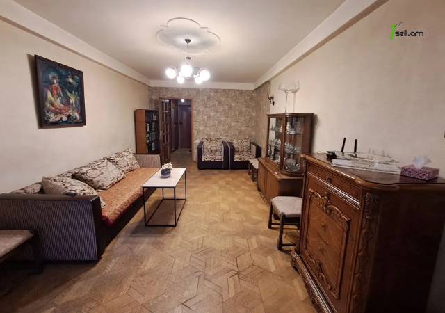 2 սենյականոց բնակարան Պուշկինի փողոցում, 50 ք.մ., 6/9 հարկ, կոսմետիկ վերանորոգում