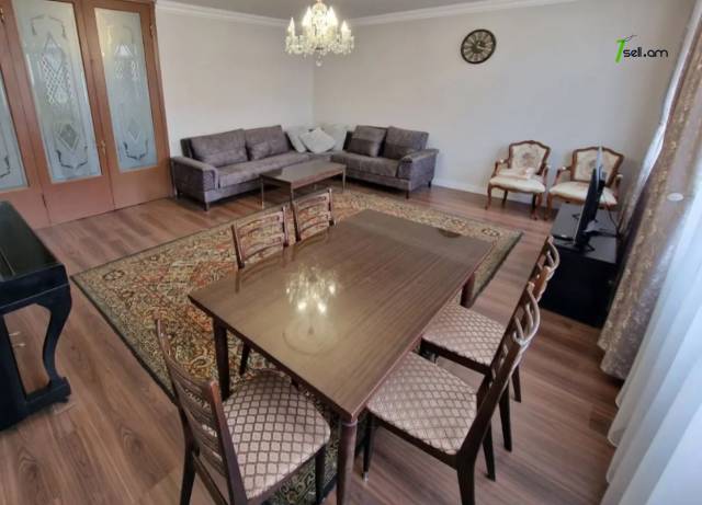 4 սենյականոց բնակարան Նիկոլ Դումանի փողոցում, 130 ք.մ., 4/14 հարկ, կապիտալ վերանորոգված