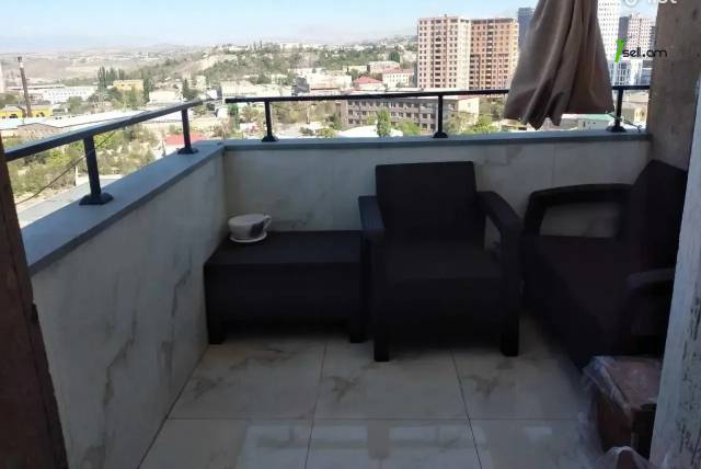 3 սենյականոց բնակարան նորակառույց շենքում Արղության փողոցում, 80 քմ, նախավերջին հարկ, 2 սանհանգույց