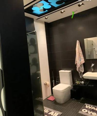 Ընդարձակ 3 սենյականոց բնակարան նորակառույց շենքում Դերենիկ Դեմիրճյան փողոցում, 202 քմ