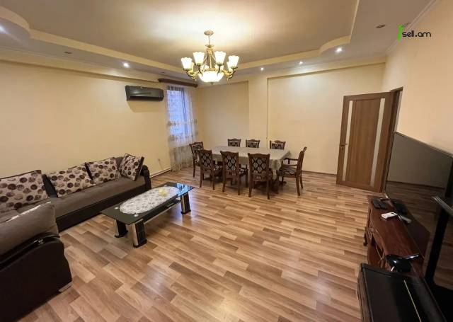 4 սենյականոց բնակարան նորակառույց շենքում Վիկտոր Համբարձումյանի փողոցում, 110 ք.մ., 4/12 հարկ