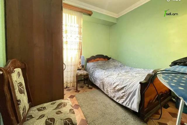 4 սենյականոց բնակարան Գուսան Շերամի փողոցում, 88 քմ, 5/9 հարկ, դիզայներական ոճով վերանորոգված