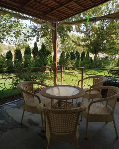 Երկու հարկանի տուն, Վահագնի Թաղամաս Աջափնյակում, 200 ք.մ., 3+ սանհանգույց, կապիտալ վերանորոգված