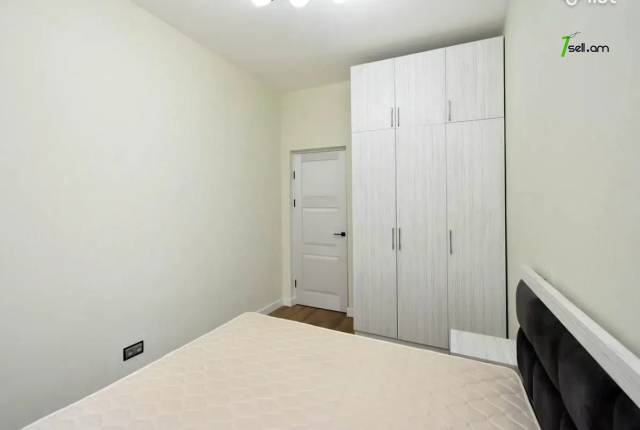 3 սենյականոց բնակարան նորակառույց շենքում Կոմիտասի պողոտայում, 64 քմ, 8/17 հարկ, բարձր առաստաղներ