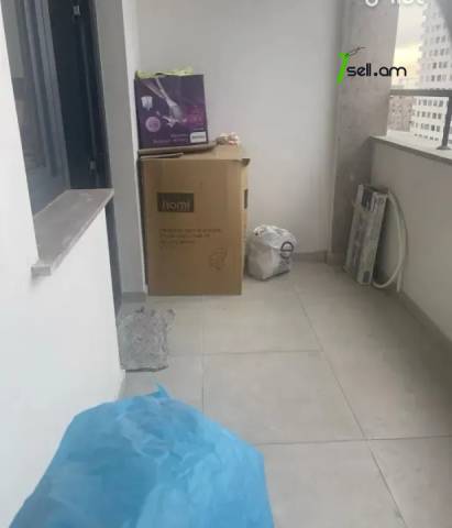 2 սենյականոց բնակարան նորակառույց շենքում Նիկողայոս Ադոնցի փողոցում, 59 ք.մ., 9/14 հարկ