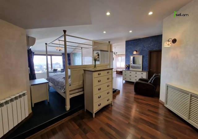 Ընդարձակ 5 սենյականոց բնակարան նորակառույց շենքում Վերին Անտառային փողոցում, 330 ք.մ.