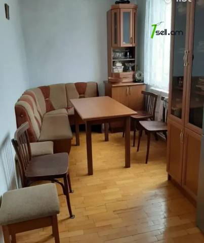 3 սենյականոց բնակարան Զաքարիա Քանաքեռցու փողոցում, 81 ք.մ., կոսմետիկ վերանորոգում, քարե շենք