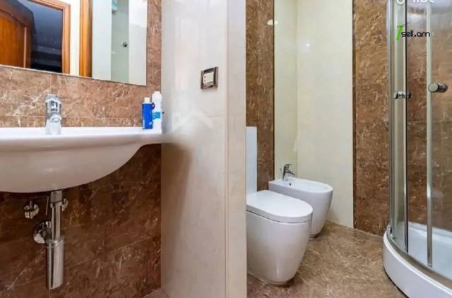 4 սենյականոց բնակարան Մոսկովյան փողոցում, 150 ք.մ., 2 սանհանգույց, 2/8 հարկ, եվրովերանորոգված