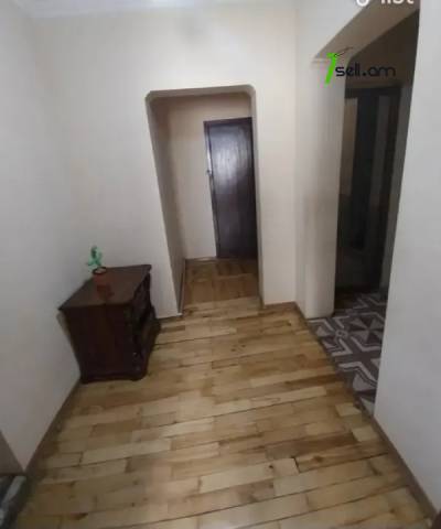 2 սենյականոց բնակարան Առնո Բաբաջանյան փողոցում, 54 քմ, 5/9 հարկ, կոսմետիկ վերանորոգում