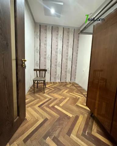 1 սենյականոց բնակարան Զաքյան փողոցում, 36 ք.մ., 3/5 հարկ, կապիտալ վերանորոգված, քարե շենք