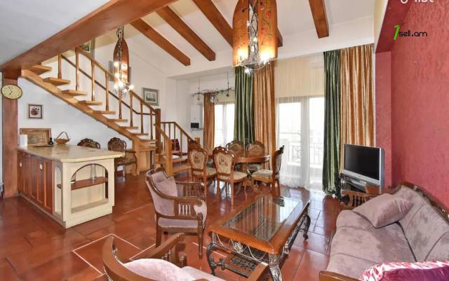 4 սենյականոց բնակարան նորակառույց շենքում Ծարավ Աղբյուրի փողոցում, 105 քմ, 2 սանհանգույց