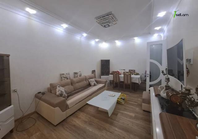 2 սենյականոց բնակարան Նալբանդյան փողոցում, 63 ք.մ., 1/5 հարկ, եվրովերանորոգված, քարե շենք