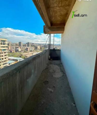 4 սենյականոց բնակարան Շիրազի փողոցում, 120 քմ, նախավերջին հարկ, բարձր առաստաղներ, մի քանի պատշգամբ