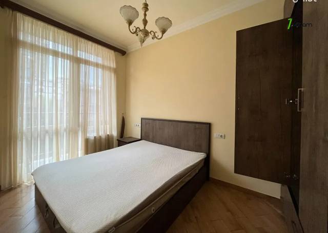 2 սենյականոց բնակարան նորակառույց շենքում Մարշալ Բաղրամյան պողոտայում, 60 ք.մ., բարձր առաստաղներ