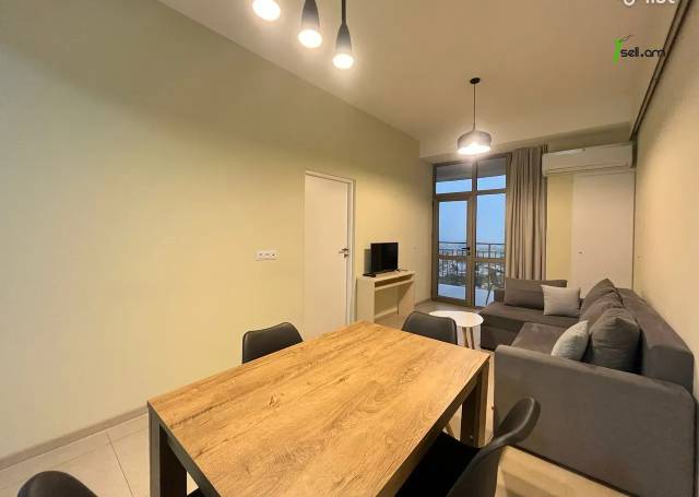 3 սենյականոց բնակարան նորակառույց շենքում Վերին Անտառային փողոցում, 65 քմ, նախավերջին հարկ