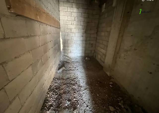 Ընդարձակ 4 սենյականոց բնակարան նորակառույց շենքում Աբովյան փողոցում, 225 քմ, 6/14 հարկ