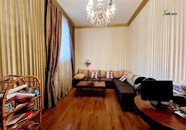 Ընդարձակ 5 սենյականոց բնակարան նորակառույց շենքում Այգեձորի փողոցում, 300 ք.մ., 3+ սանհանգույց