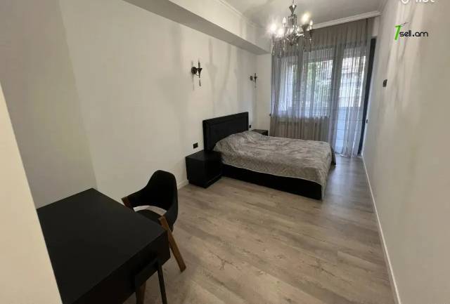 2 սենյականոց բնակարան նորակառույց շենքում Արամ Խաչատրյան փողոցում, 74 ք.մ., 3/16 հարկ