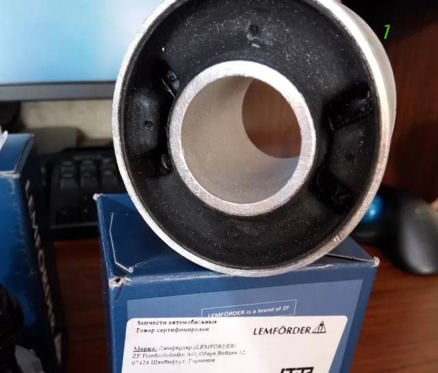 Mercedes Benz GL Class X164, ML Class W164 դիմացի ռագատկի բուշ, տուլկի, LEMFORDER