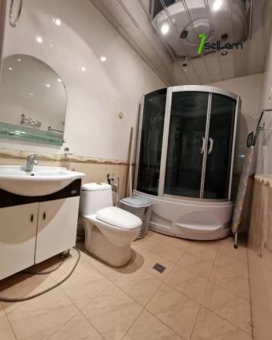 3 սենյականոց բնակարան նորակառույց շենքում Մարշալ Բաղրամյան պողոտայում, 130 ք.մ., 2 սանհանգույց