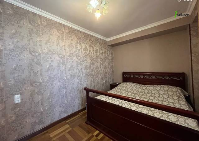 3 սենյականոց բնակարան, Ավան-Առինջ 1-ին միկրոշրջան, 85 ք.մ., 2 սանհանգույց, 3/9 հարկ