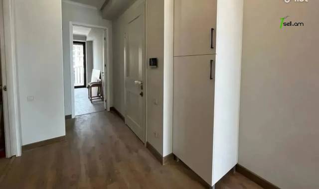 3 սենյականոց բնակարան նորակառույց շենքում Ռուբեն Սևակի փողոցում, 84 ք.մ., 5/7 հարկ, 2 սանհանգույց