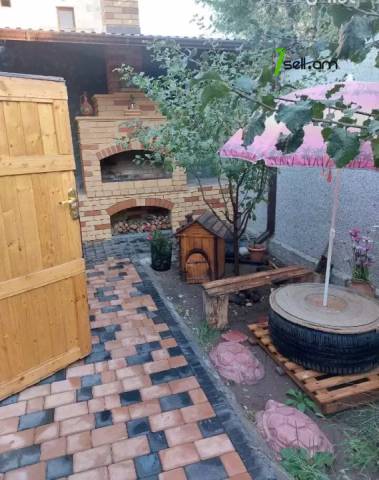 Մեկ հարկանի քարե տուն Պարույր Սևակի փողոցում Ավանում, 110 քմ, 2 սանհանգույց, կապիտալ վերանորոգված