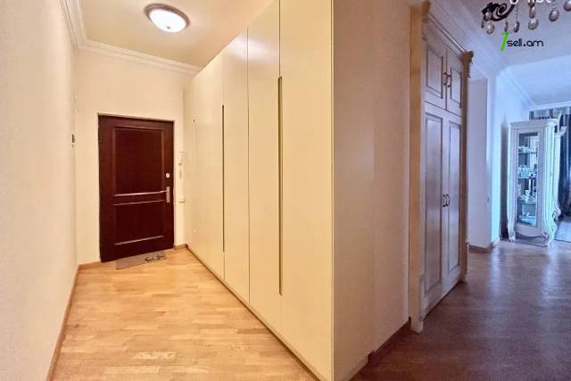 3 սենյականոց բնակարան նորակառույց շենքում Մարո Մարգարյան փողոցում, 92 ք.մ., 10/12 հարկ