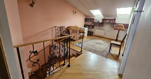 4 սենյականոց բնակարան Բաղրամյան պողոտայում, 130 քմ, նախավերջին հարկ, 2 սանհանգույց