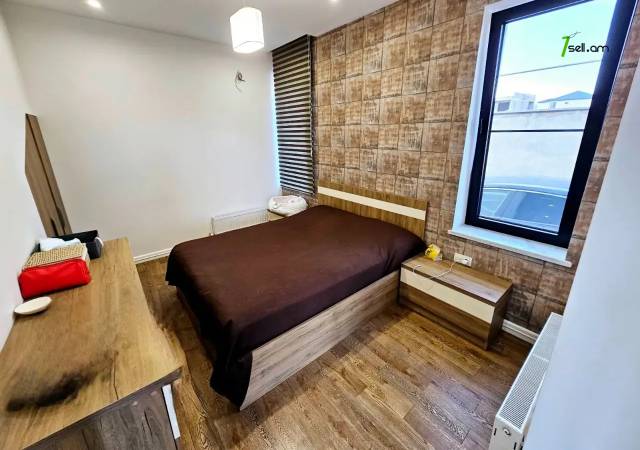 Երկու հարկանի տուն Մուշ փողոցում Քասախում, 865 ք.մ., 3+ սանհանգույց, կապիտալ վերանորոգված