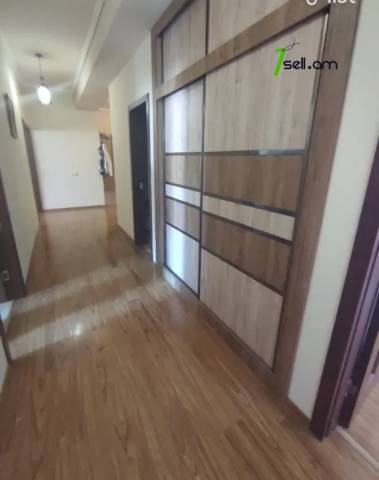 3 սենյականոց բնակարան նորակառույց շենքում Ծարավ աղբյուրի փողոցում, 110 ք.մ., 7/14 հարկ