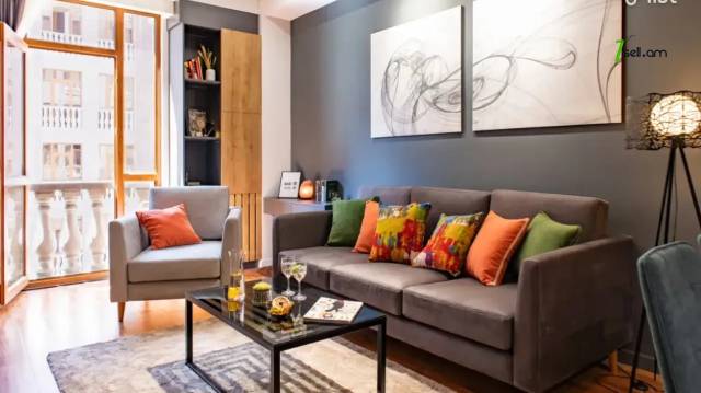 2 սենյականոց բնակարան նորակառույց շենքում Ադոնցի փողոցում, 43 ք.մ., 5/9 հարկ, բարձր առաստաղներ