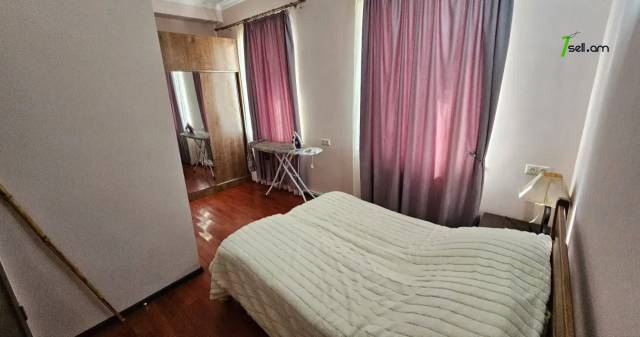 Մեկ հարկանի քարե տուն 20-րդ փողոցում Այնթապում, 900 քմ, կապիտալ վերանորոգված