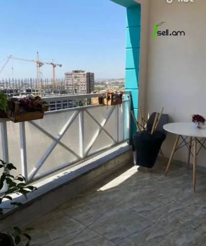 2 սենյականոց բնակարան նորակառույց շենքում Չեխովի փողոցում, 54 քմ, նախավերջին հարկ, բարձր առաստաղներ