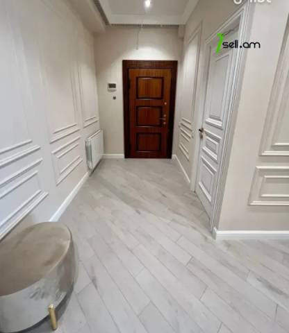 3 սենյականոց բնակարան նորակառույց շենքում Դավիթ Անհաղթի փողոցում, 115 քմ, 11/15 հարկ, 2 սանհանգույց