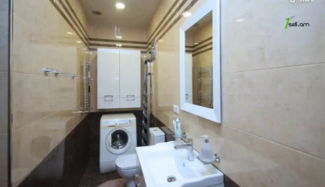 Երկու հարկանի քարե տուն Լուսինե Զաքարյան փողոցում Նորք Մարաշում, 343 քմ, 2 սանհանգույց