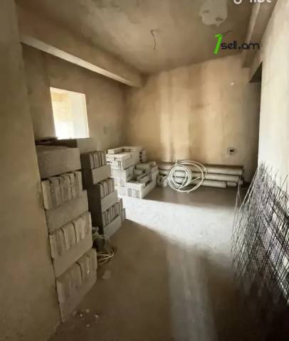 5 սենյականոց բնակարան նորակառույց շենքում Աբովյան փողոցում, 225 քմ, 6/14 հարկ, 3+ սանհանգույց