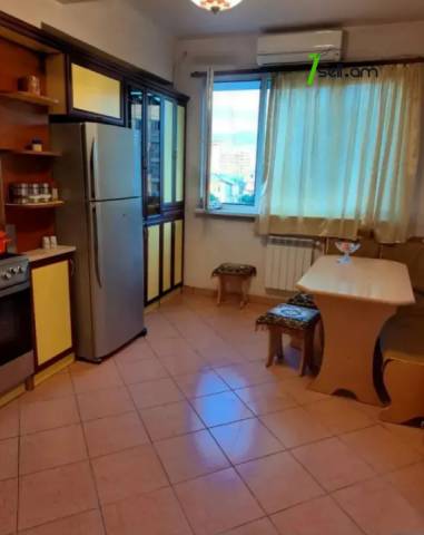 3 սենյականոց բնակարան Ֆրունզեի փողոցում, 102 քմ, 7/9 հարկ, 2 սանհանգույց, կապիտալ վերանորոգված