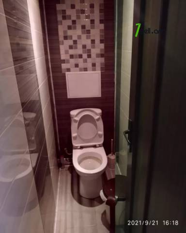 3 սենյականոց բնակարան Ջրվեժի 1-ին փողոցում, 80 ք.մ., 2 սանհանգույց, մի քանի պատշգամբ