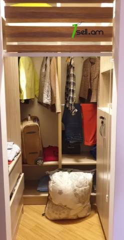 Երկու հարկանի քարե տուն Ավետիս Ահարոնյանի փողոցում Քանաքեռ Զեյթունում, 230 ք.մ., 3+ սանհանգույց