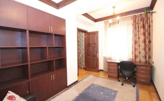 3 սենյականոց բնակարան նորակառույց շենքում Հյուսիսային պողոտայում, 120 ք.մ., 2 սանհանգույց